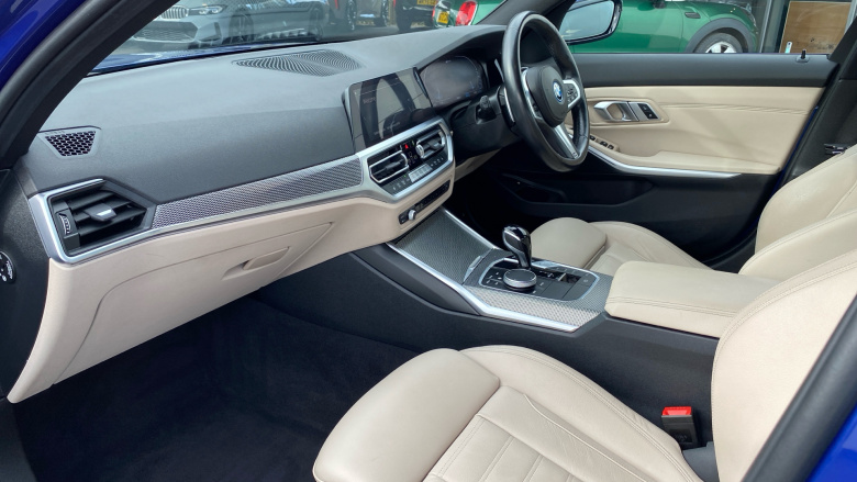 BMW 3 Series 330e M Sport 4dr Step Auto Saloon